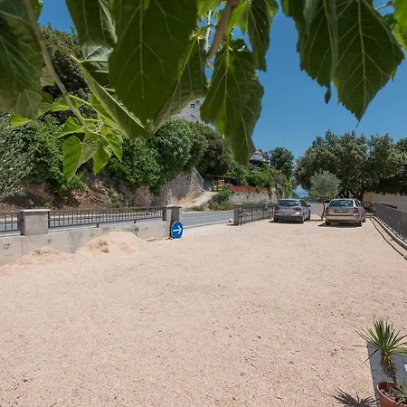 Apartment Family Friendly Seaside - Mala Duba, Makarska - 19149 Zivogosce